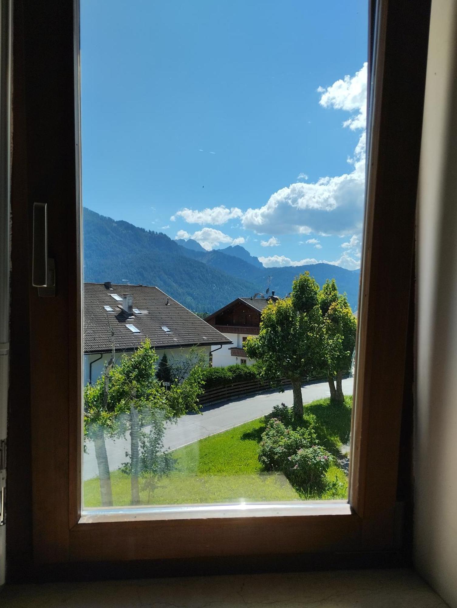 Apartment Lazzeri Toblach Exteriér fotografie
