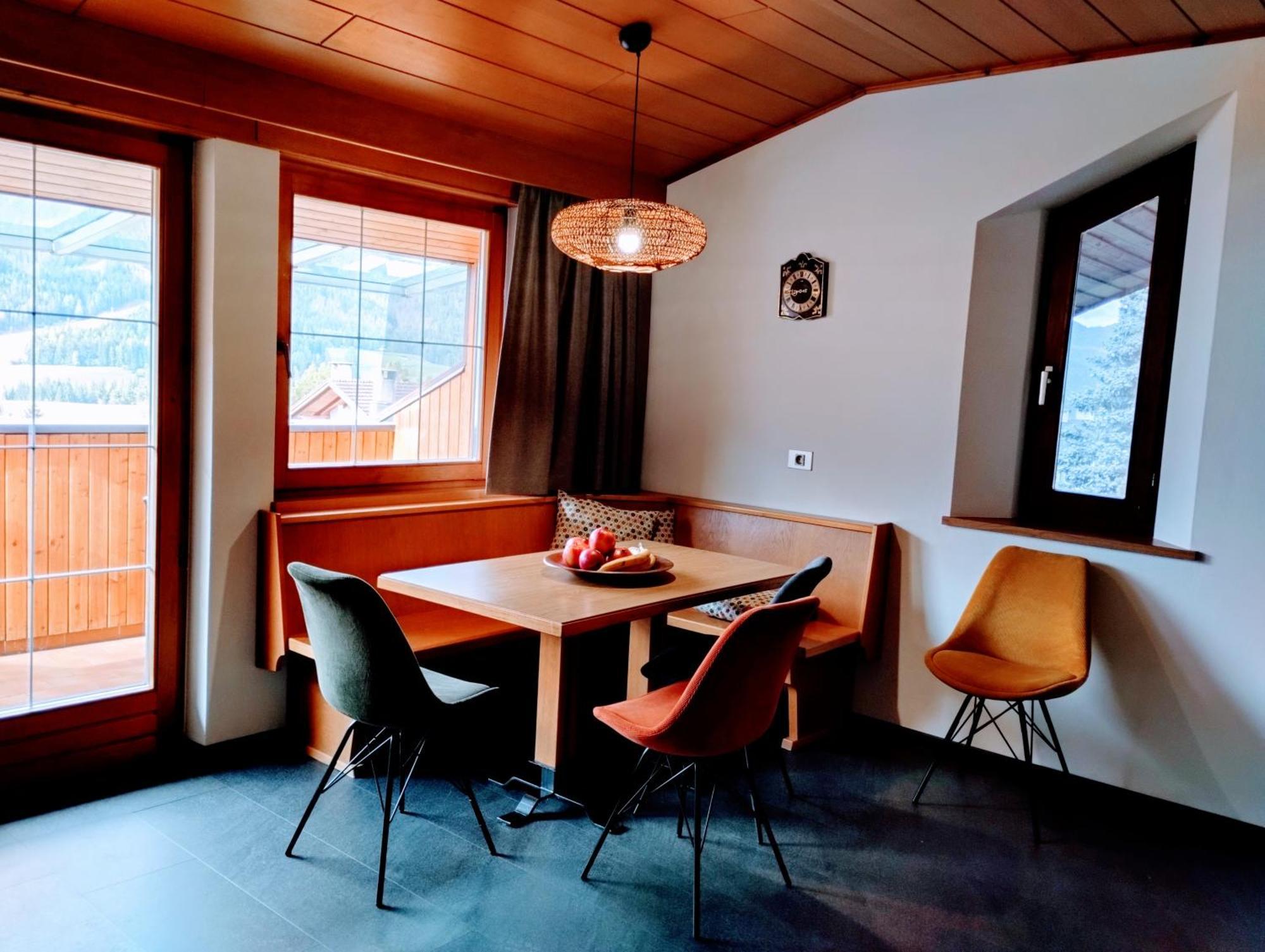 Apartment Lazzeri Toblach Exteriér fotografie